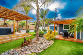Outdoor Haven with Spa Walk to La Jolla Shores Beach